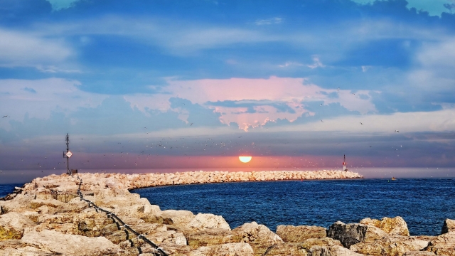 腾讯公告限制游戏时间，网友：玩游戏也要调休？